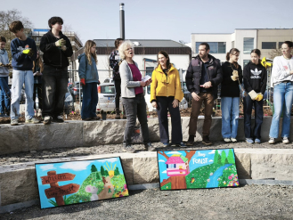 7CD8ABA4 0DFA 416C 9DE9 4478528CBE3F