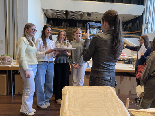 3347C3AF 2FFD 4F75 ABA3 E2E4093DFB5D2