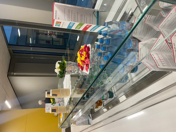 F6A5819D F557 4D69 A53A 2FD56F46D16D